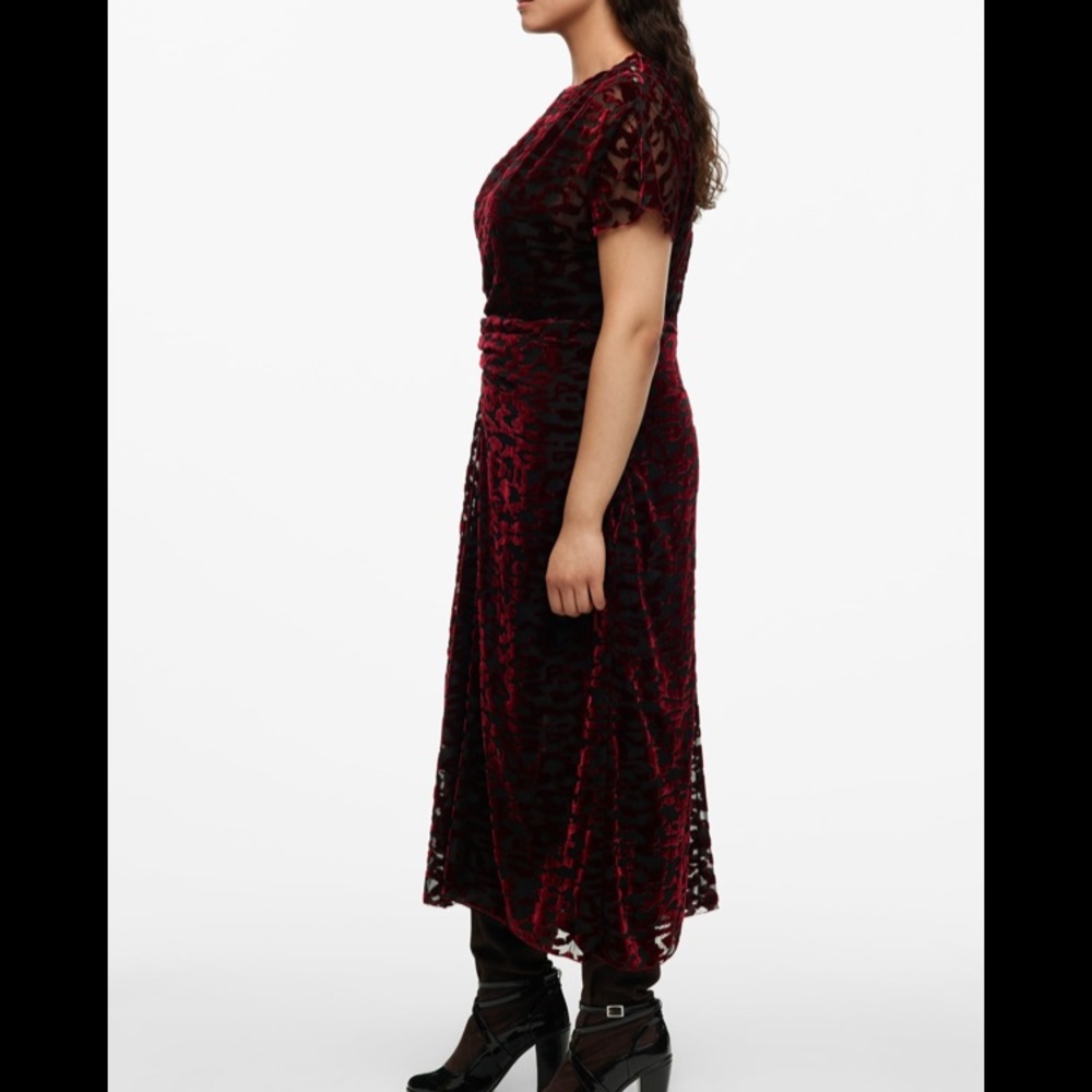 - Zara limited edition collection with draped detailed NWT wine detailed d… - Picture 6 of 10